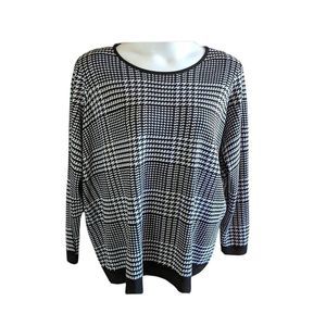 BFA Classics B&W Houndstooth Sweater.
